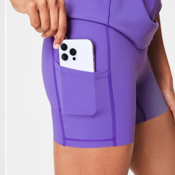 SPANXshape™ Get Moving
Zip Front Dress white size small - Picture 5 of 10